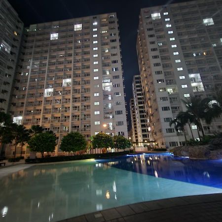 Ezbeds Near Mall Of Asia Манила Екстериор снимка