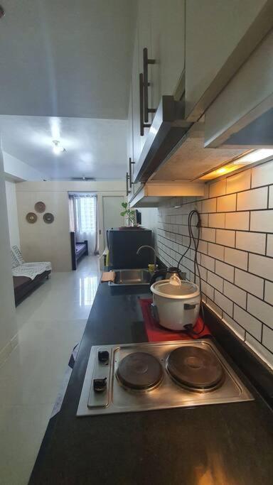 Ezbeds Near Mall Of Asia Манила Екстериор снимка