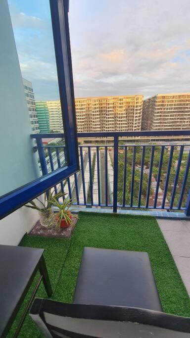 Ezbeds Near Mall Of Asia Манила Екстериор снимка