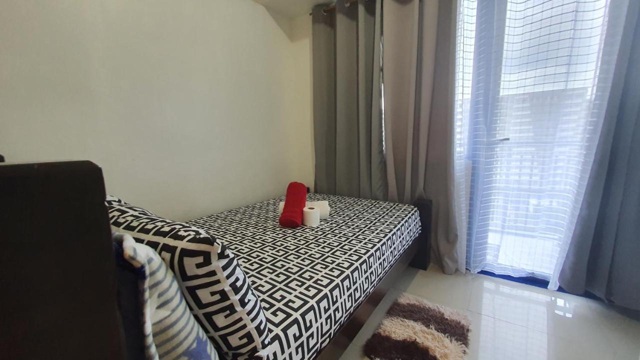 Ezbeds Near Mall Of Asia Манила Екстериор снимка