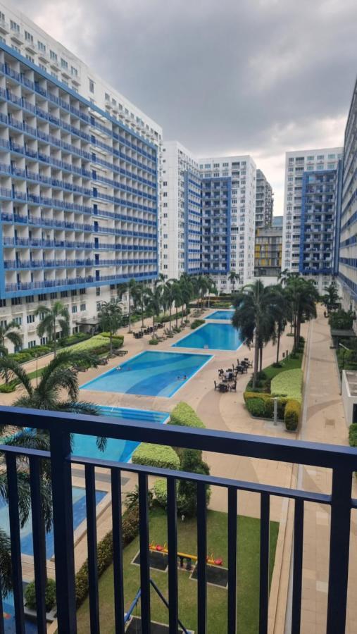 Ezbeds Near Mall Of Asia Манила Екстериор снимка