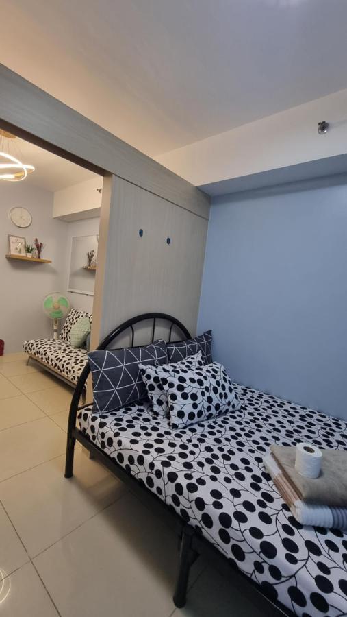 Ezbeds Near Mall Of Asia Манила Екстериор снимка