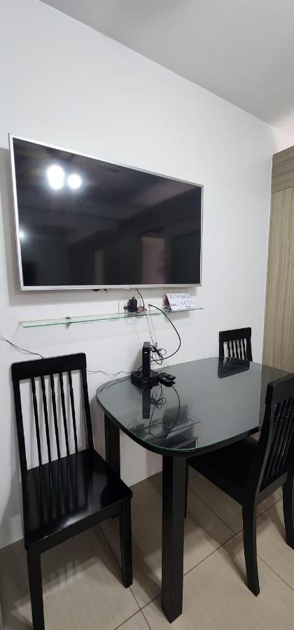 Ezbeds Near Mall Of Asia Манила Екстериор снимка