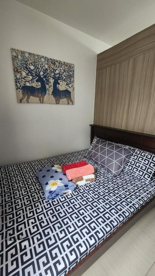 Ezbeds Near Mall Of Asia Манила Екстериор снимка